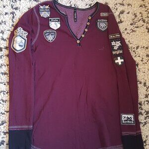 ALP N ROCK  SKI THE WORLD EMBROIDERED HENLEY